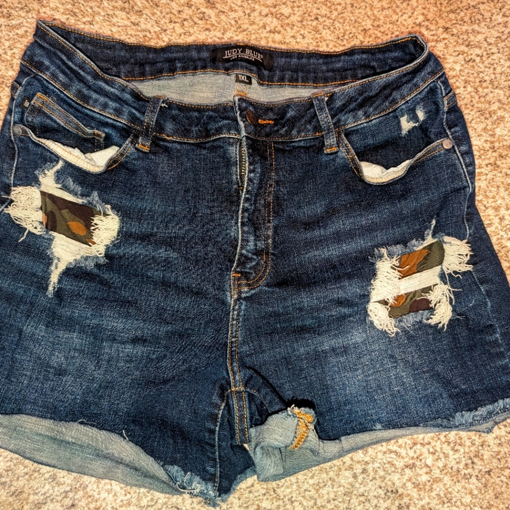 Women's Plus Judy Blue 1x shorts like new